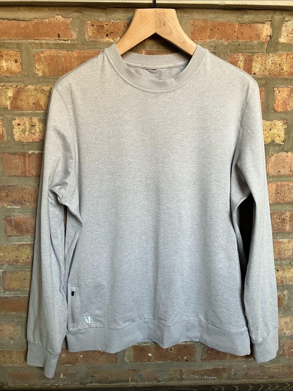 Vuori Men's Ponto Performance Crew In Light Gray